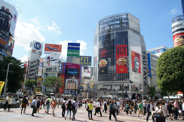 渋谷店 ブース内